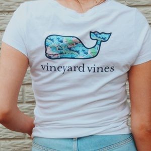 VINEYARD VINES TEE